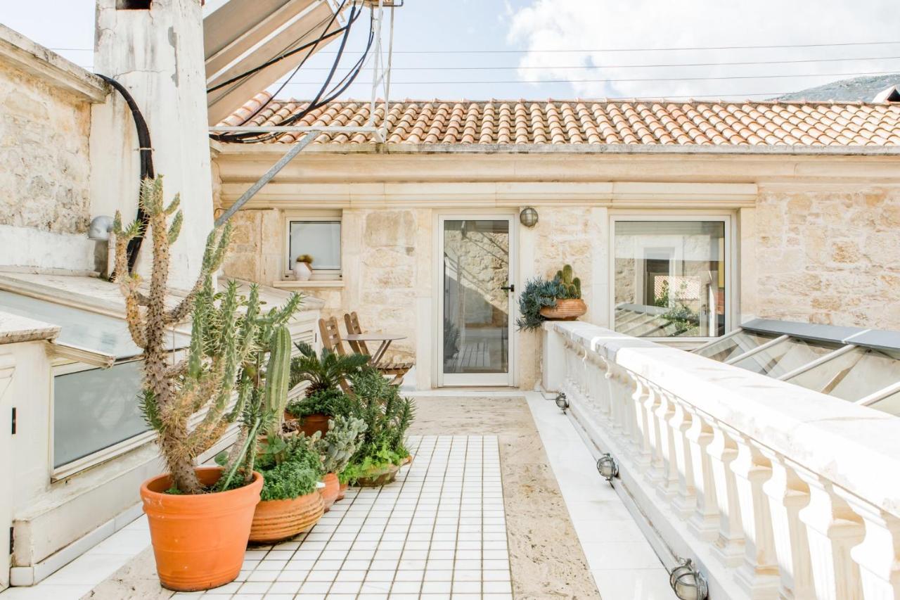 Minimalist Stone Country House Archanes Exterior photo