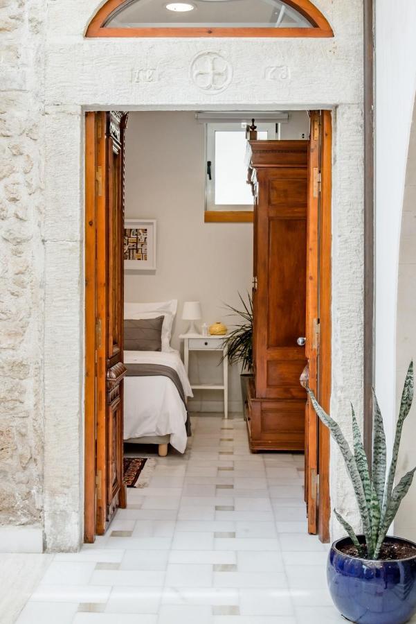 Minimalist Stone Country House Archanes Exterior photo